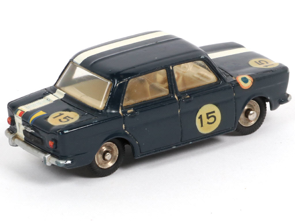 Lot 325 - DINKY TOYS (FRANCE) (1)