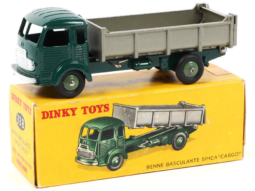 Lot 507 - DINKY TOYS (FRANCE) (1)