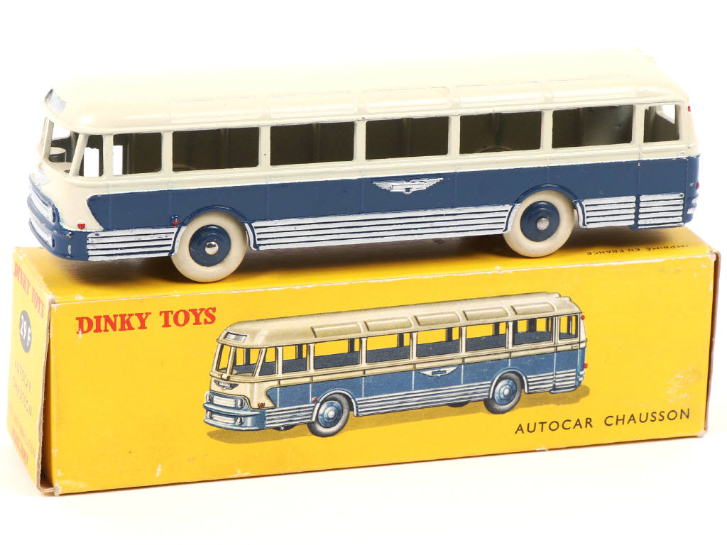 Lot 529 - DINKY TOYS (FRANCE) (1)