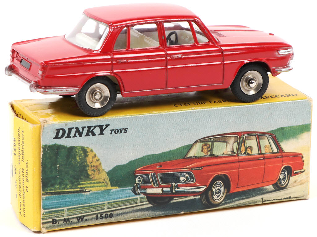 Lot 442 - DINKY TOYS (FRANCE) (1)