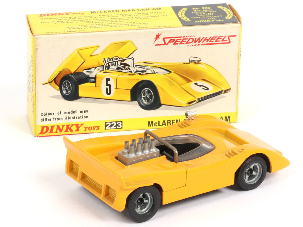 Lot 571 - DINKY TOYS (GB) (1)