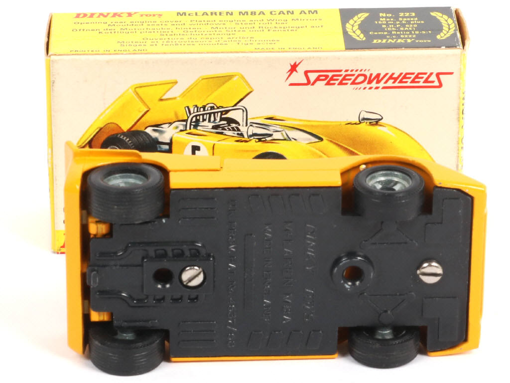 Lot 571 - DINKY TOYS (GB) (1)