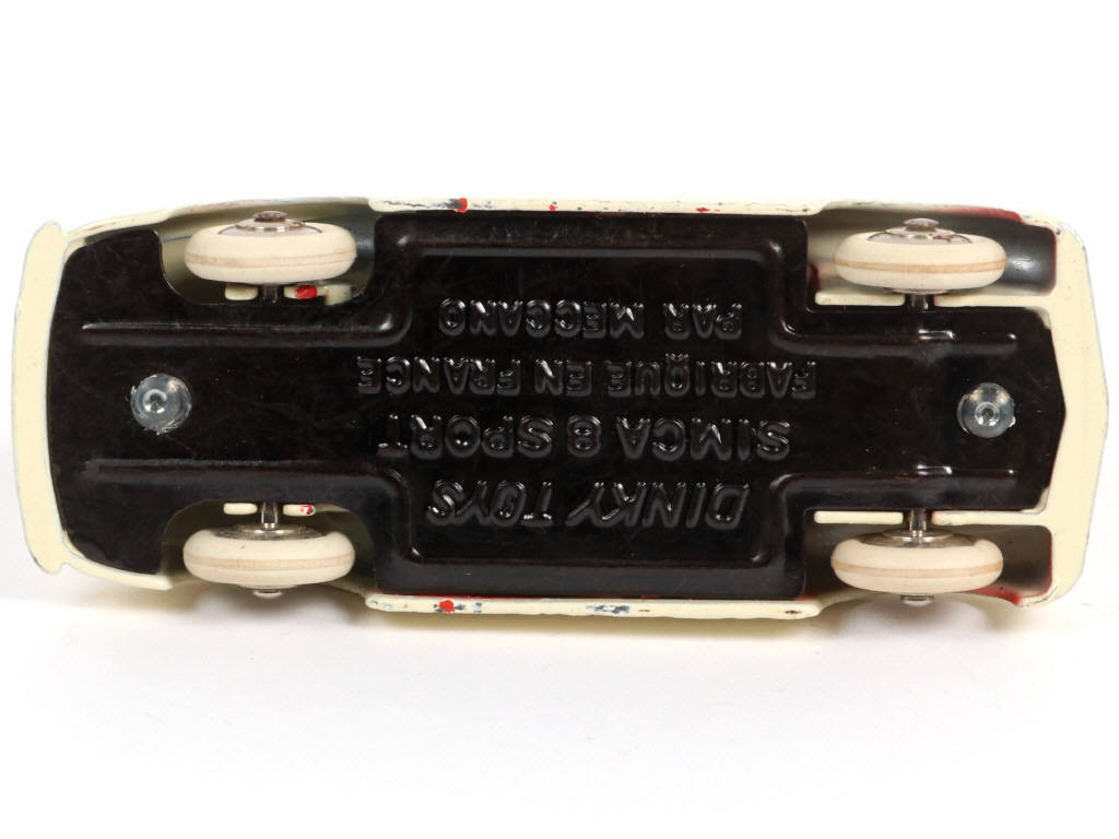 Lot 320 - DINKY TOYS (FRANCE) (1)