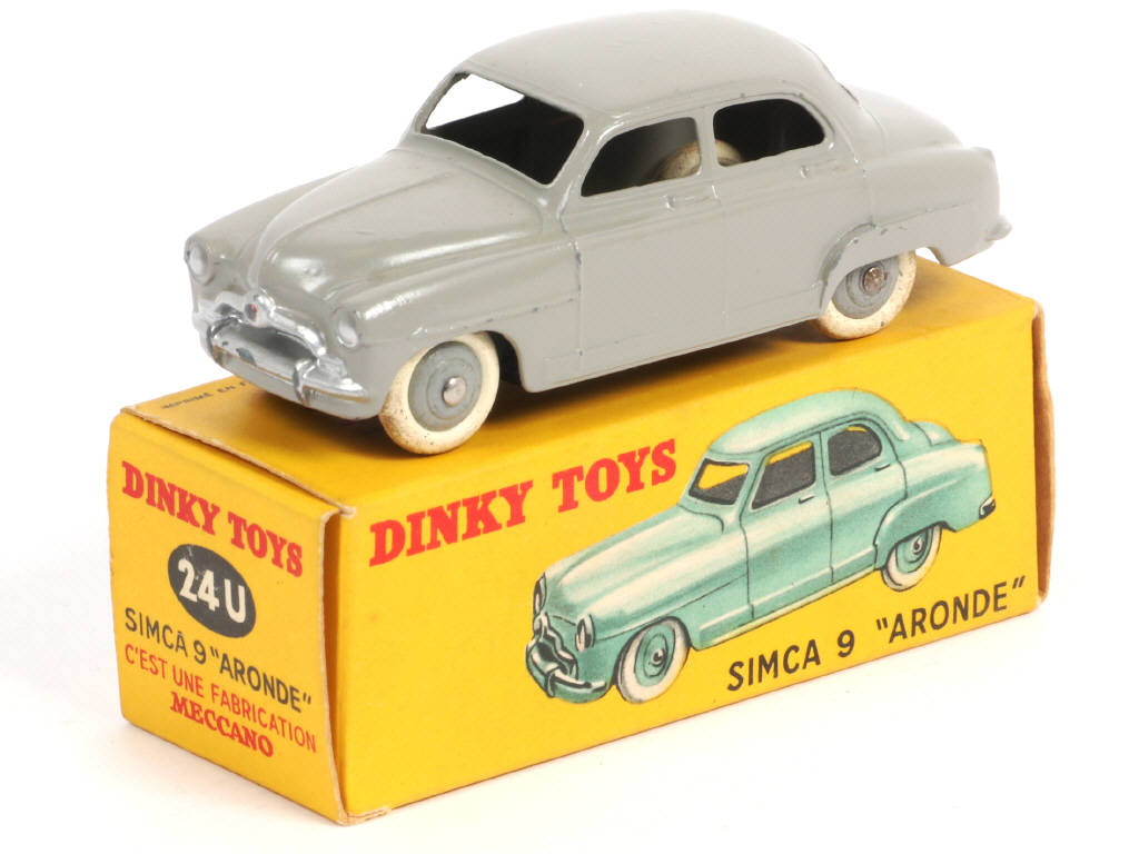 Lot 367 - DINKY TOYS (FRANCE) (1)