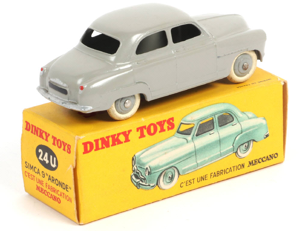Lot 367 - DINKY TOYS (FRANCE) (1)