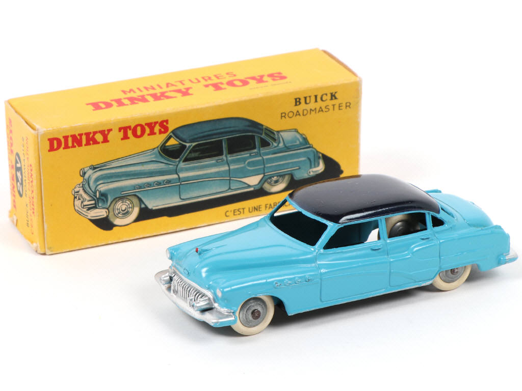Lot 372 - DINKY TOYS (FRANCE) (1)