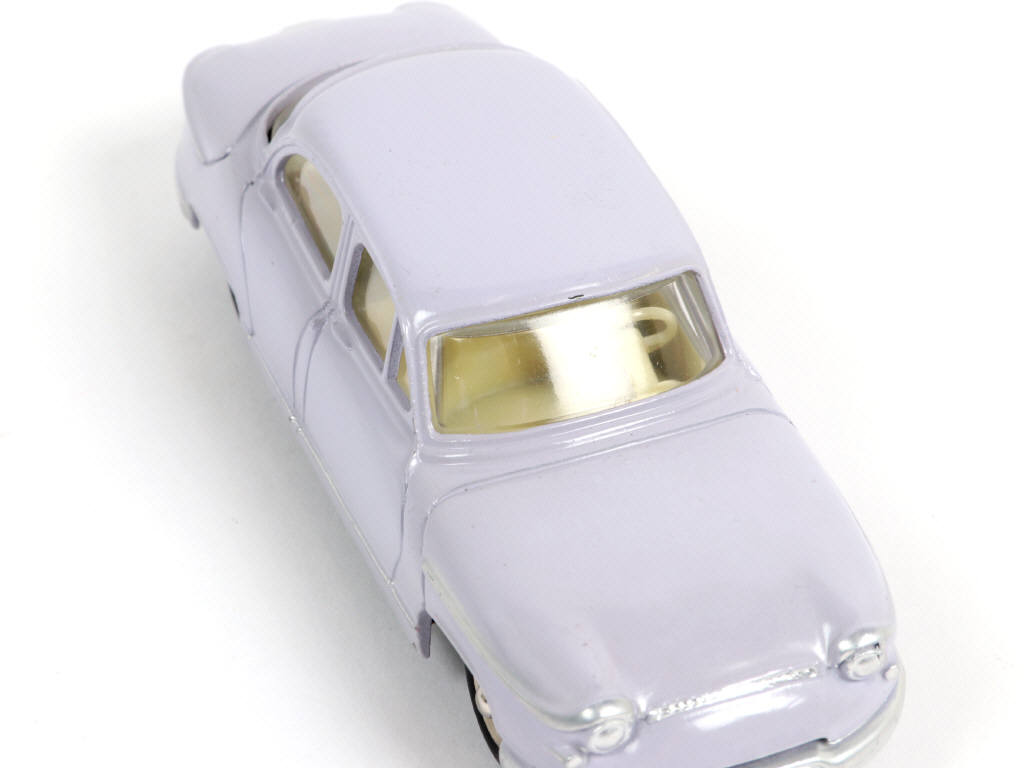 Lot 388 - DINKY TOYS (FRANCE) (1)