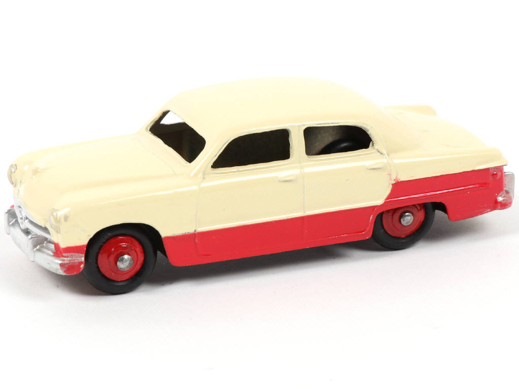 Lot 542 - DINKY TOYS (GB) (1)