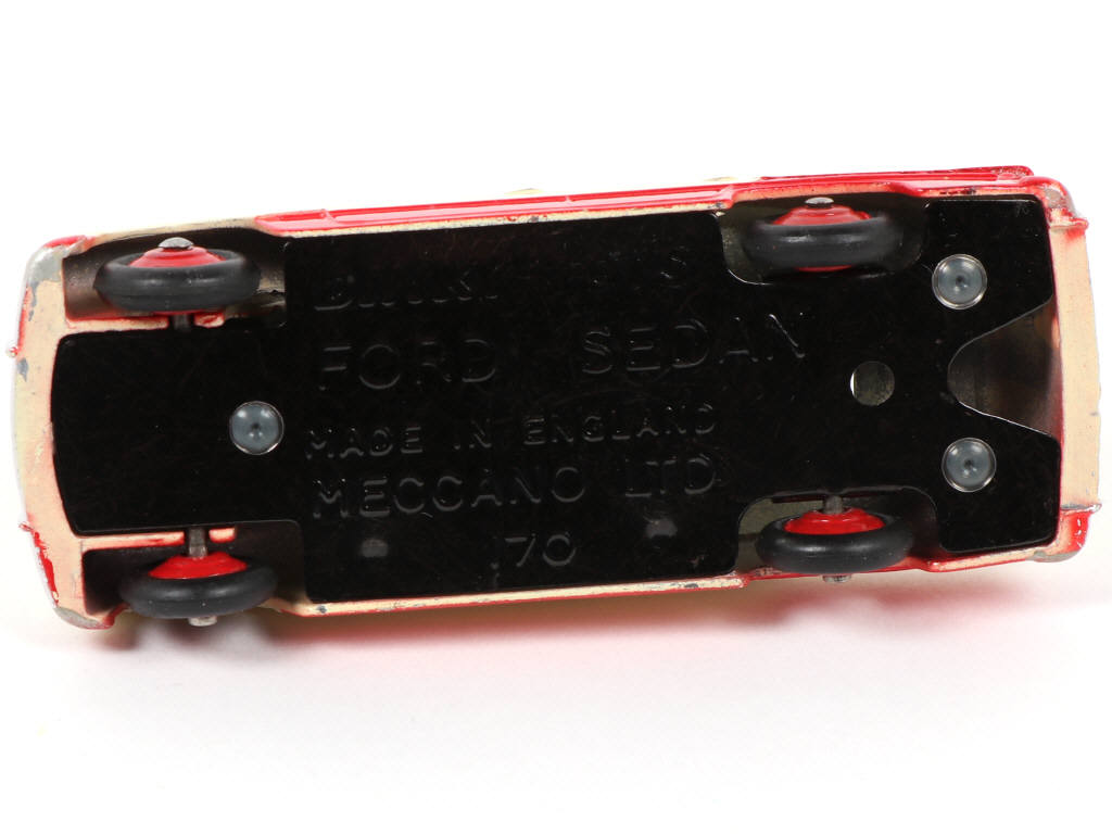 Lot 542 - DINKY TOYS (GB) (1)