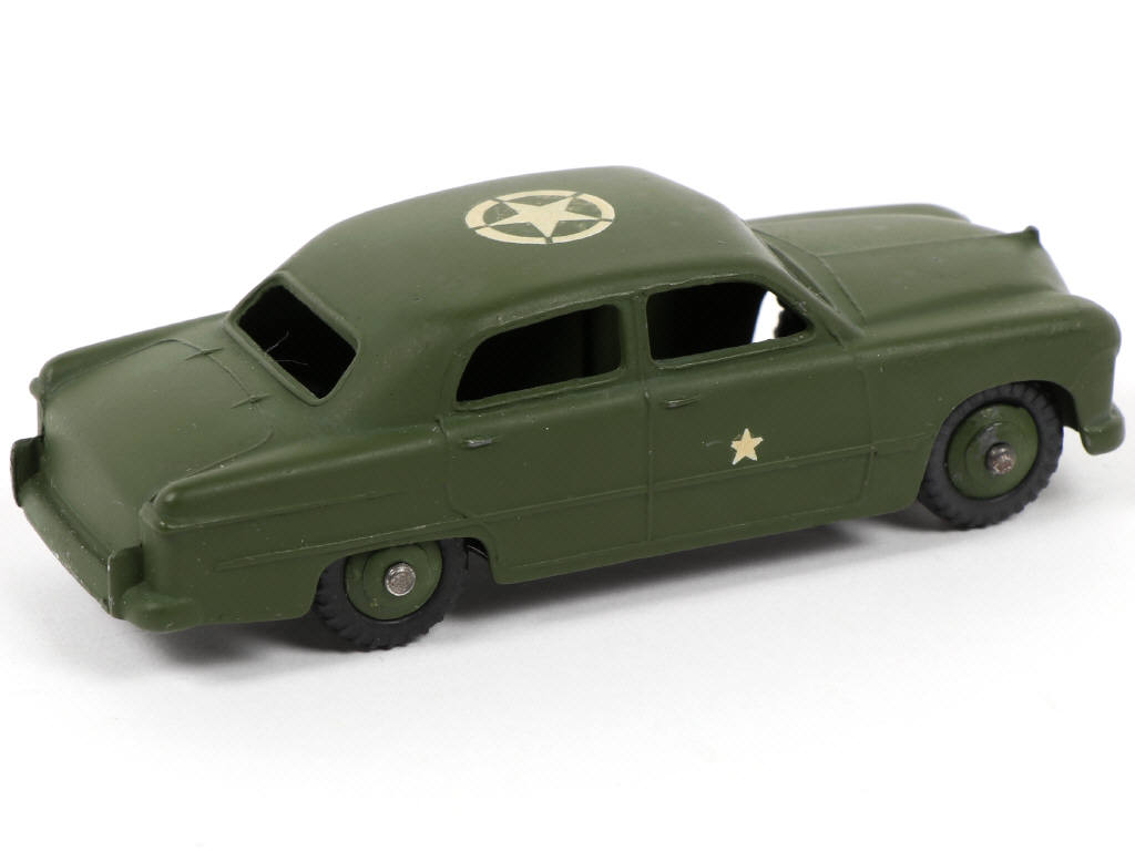 Lot 541 - DINKY TOYS (GB) (1)