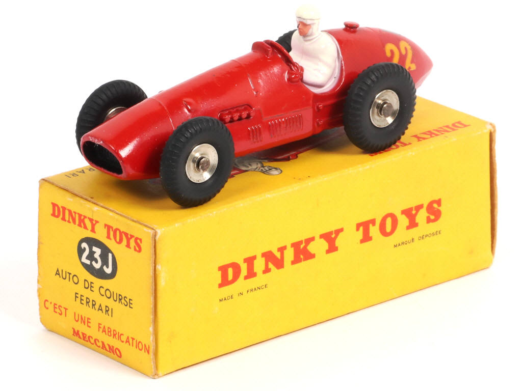 Lot 334 - DINKY TOYS (FRANCE) (1)