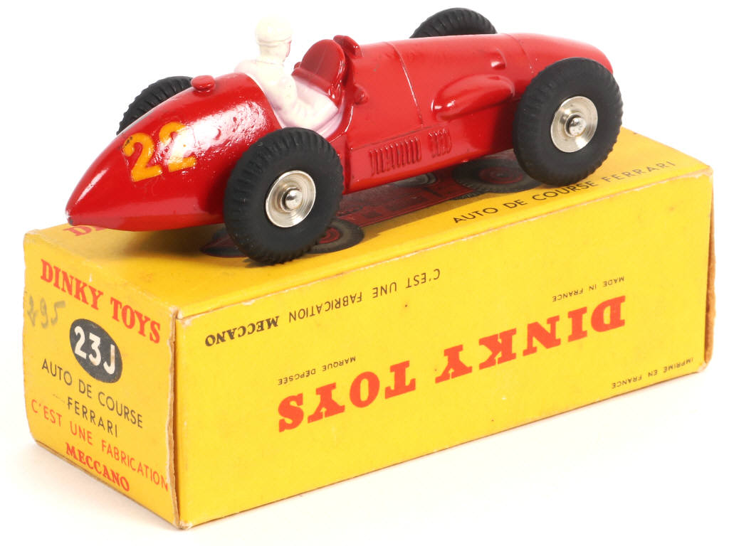 Lot 334 - DINKY TOYS (FRANCE) (1)