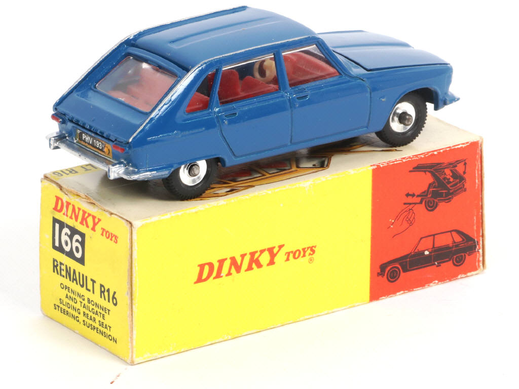 Lot 555 - DINKY TOYS (GB) (1)