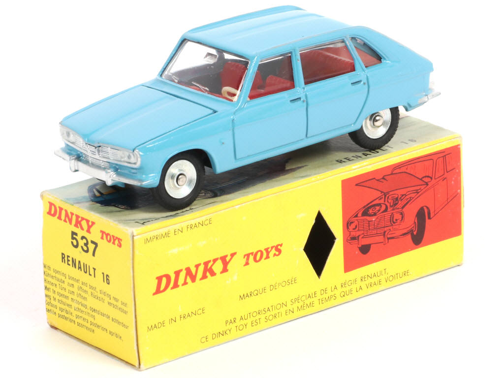 Lot 402 - DINKY TOYS (FRANCE) (1)