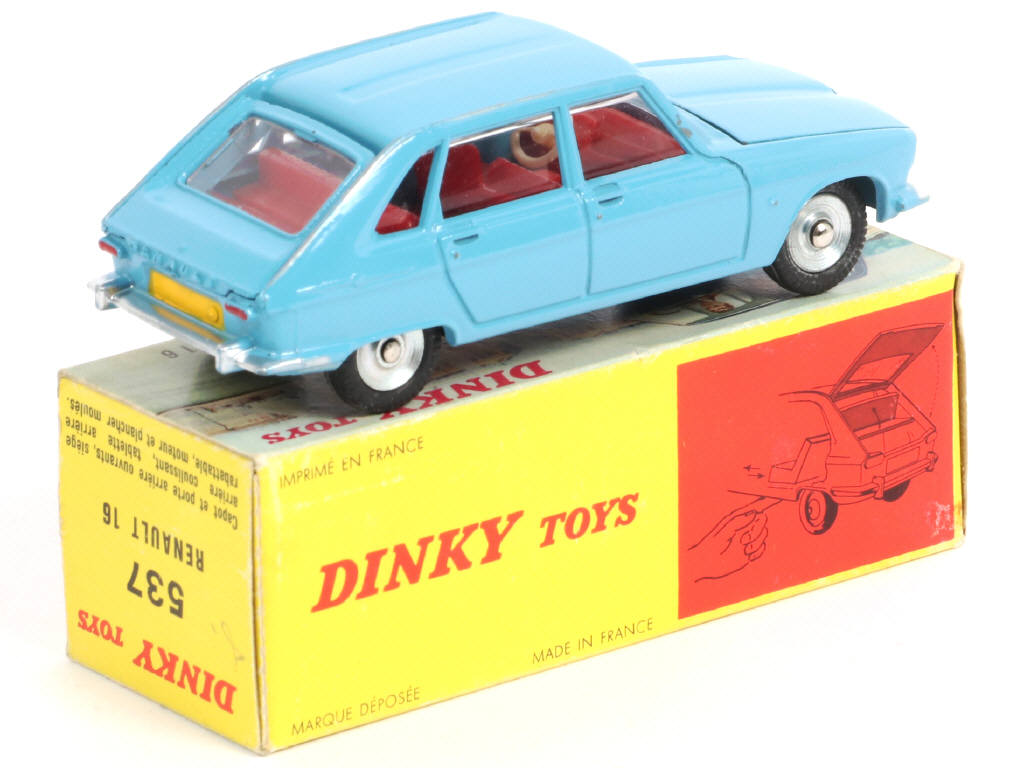 Lot 402 - DINKY TOYS (FRANCE) (1)