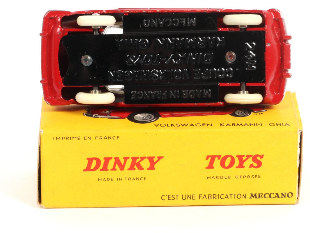Lot 359 - DINKY TOYS (FRANCE) (1)