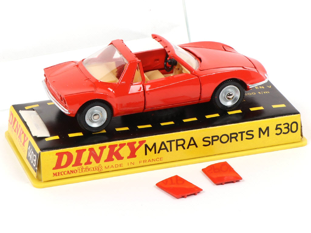 Lot 426 - DINKY TOYS (FRANCE) (1)