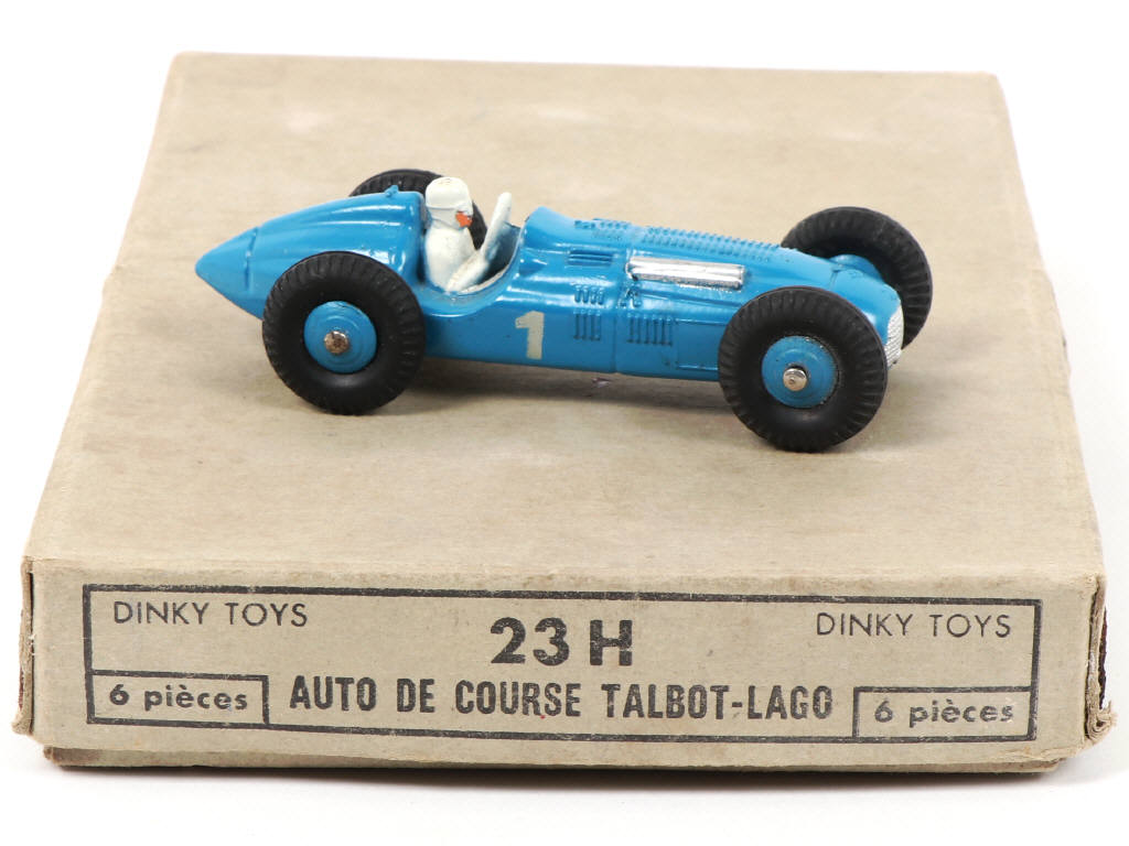 Lot 301 - DINKY TOYS (FRANCE) (2)