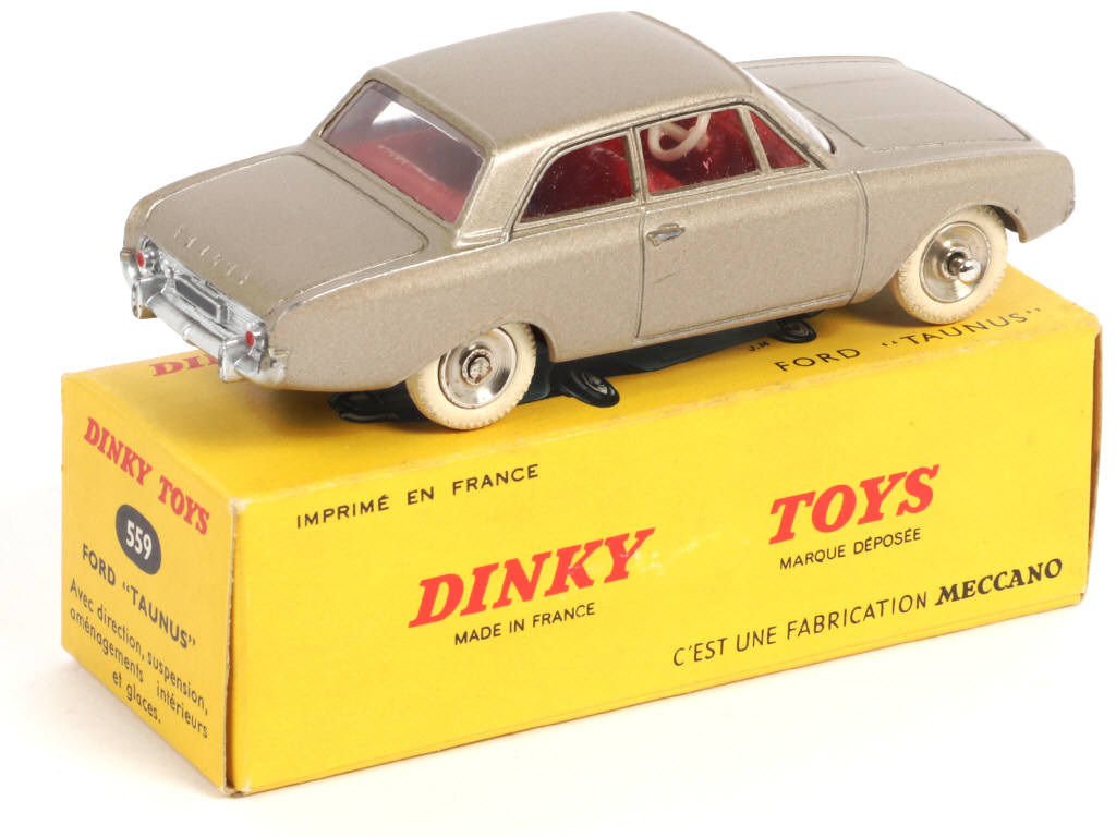 Lot 458 - DINKY TOYS (FRANCE) (1)