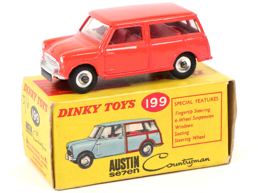 Lot 565 - DINKY TOYS (GB) (1)