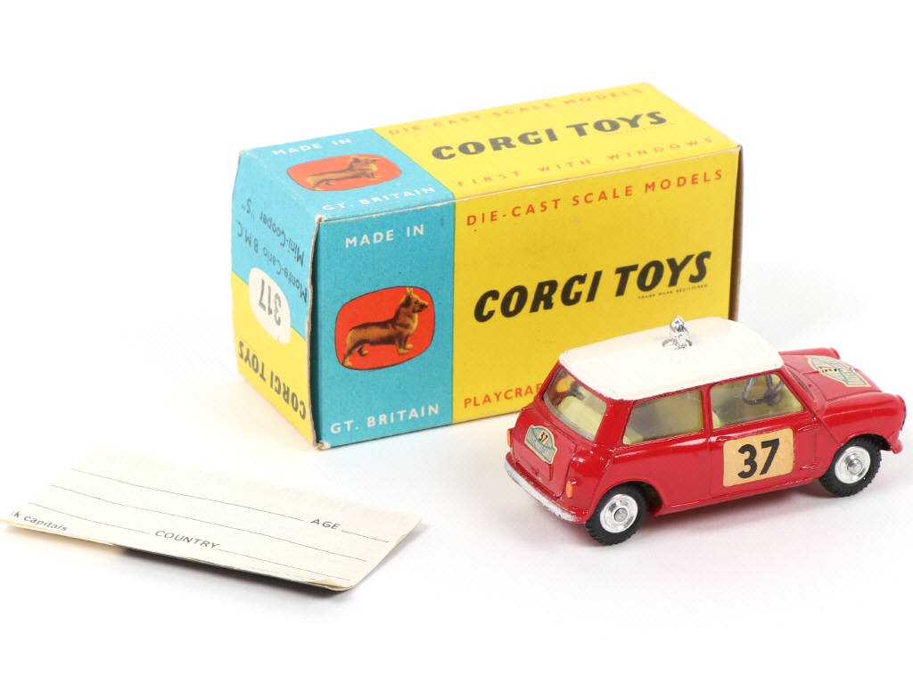 Lot 138 - CORGI TOYS (GB) (1)