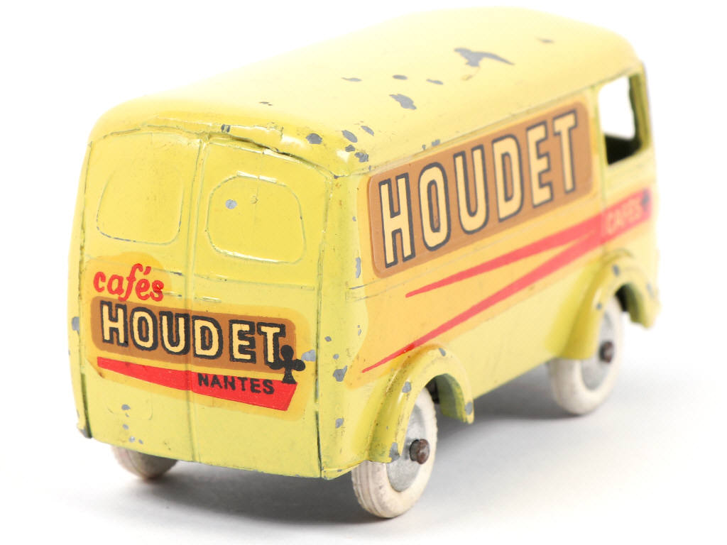 Lot 211 - QUIRALU (FRANCE) (1)