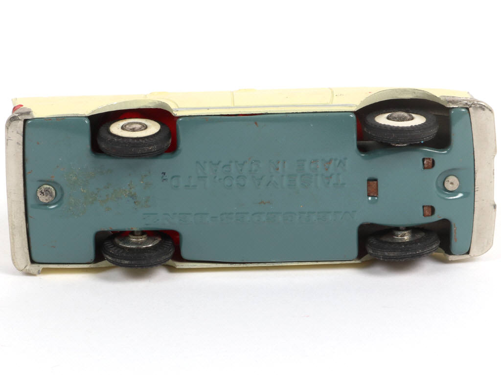 Lot 54 - TAISEIYA MICRO PET (JAPON) (1)