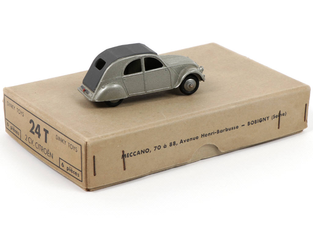 Lot 305 - DINKY TOYS (FRANCE) (2)