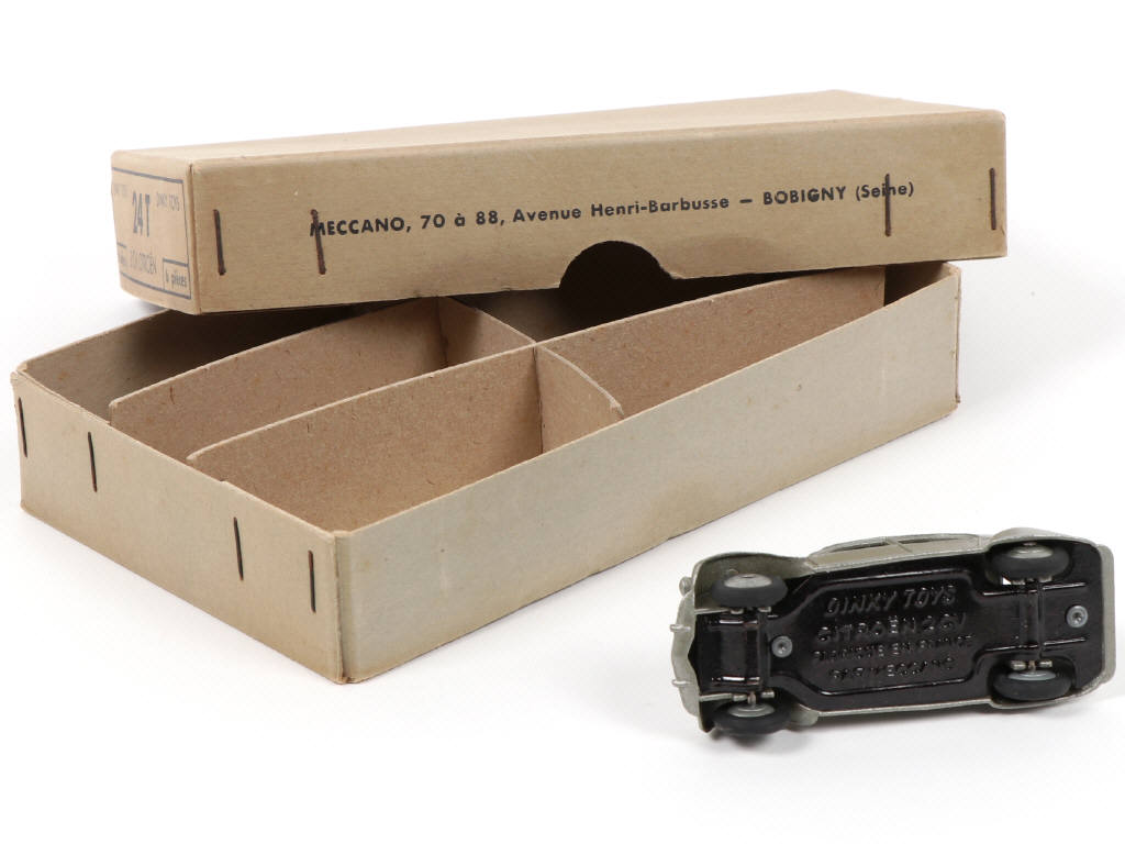 Lot 305 - DINKY TOYS (FRANCE) (2)