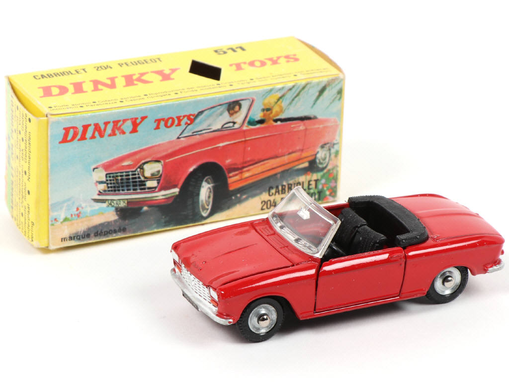 Lot 423 - DINKY TOYS (FRANCE) (1)