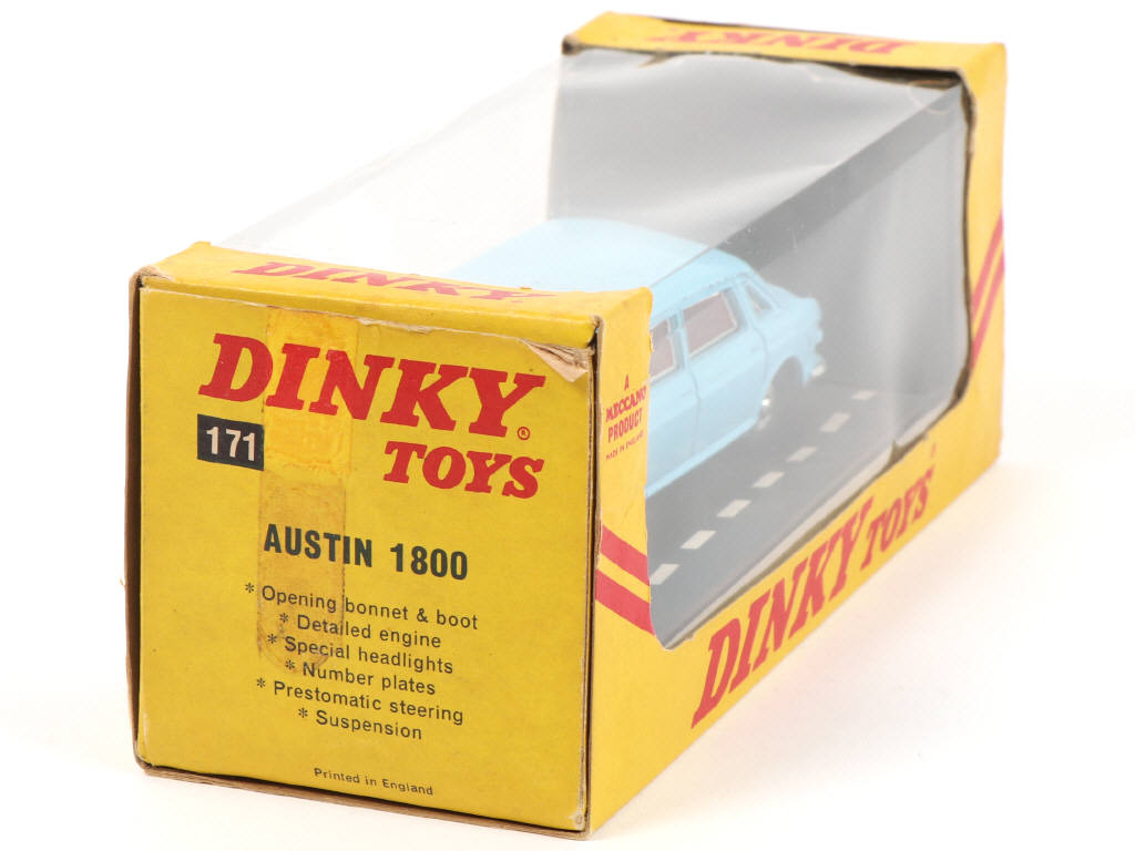 Lot 557 - DINKY TOYS (GB) (1)