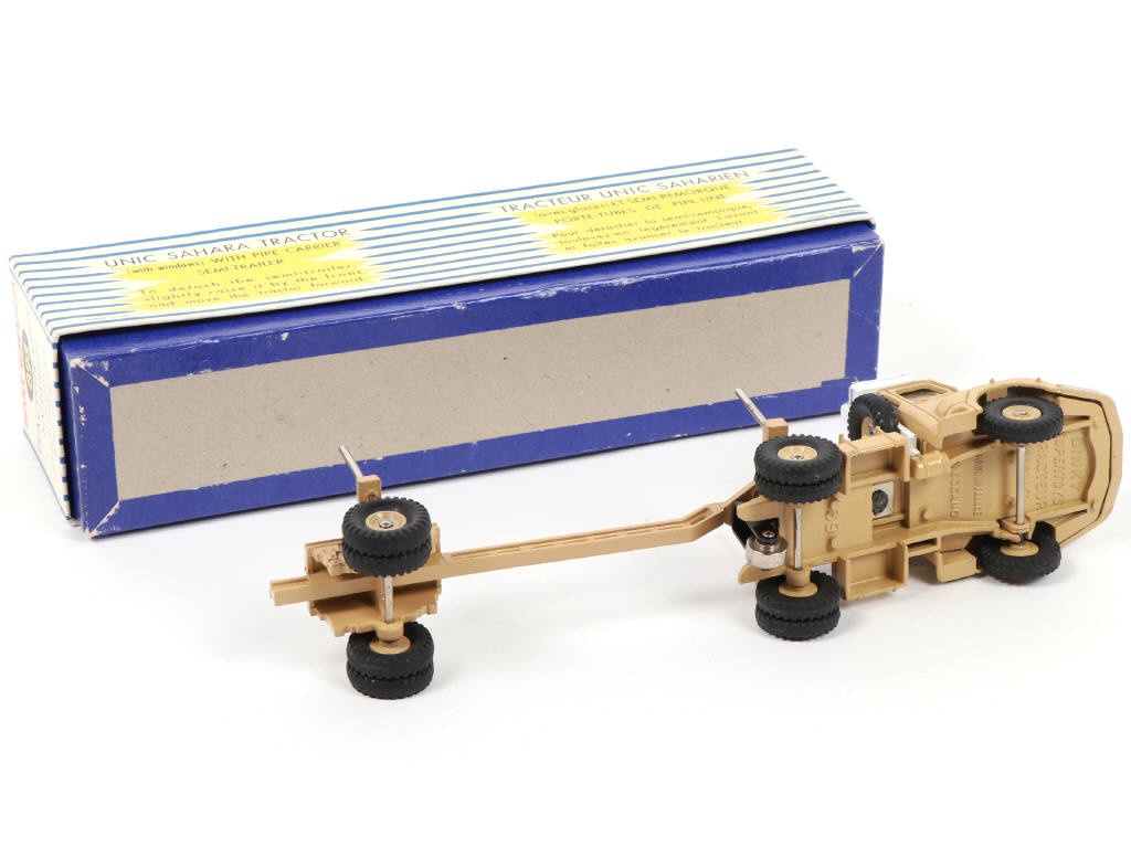 Lot 510 - DINKY TOYS (FRANCE) (1)