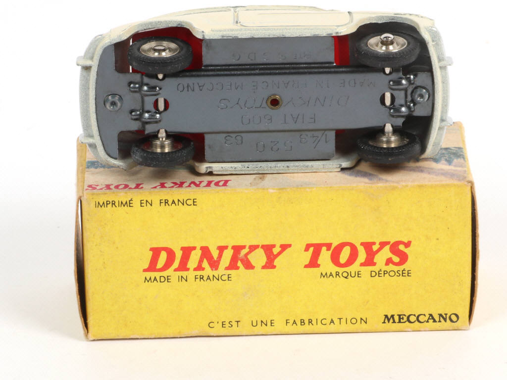 Lot 432 - DINKY TOYS (FRANCE) (1)
