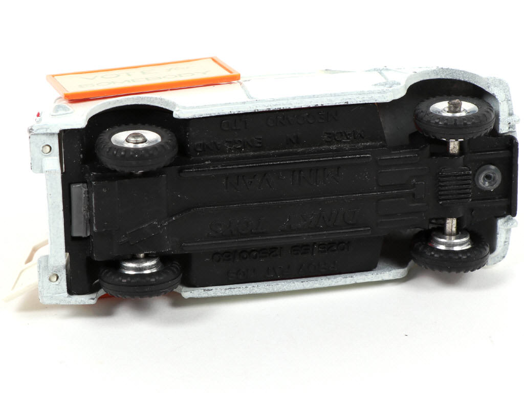 Lot 543 - DINKY TOYS (GB) (1)