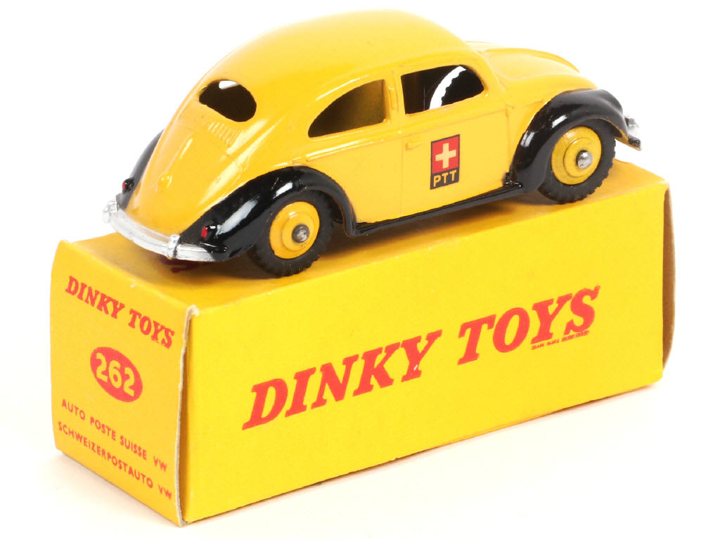Lot 551 - DINKY TOYS (GB) (1)