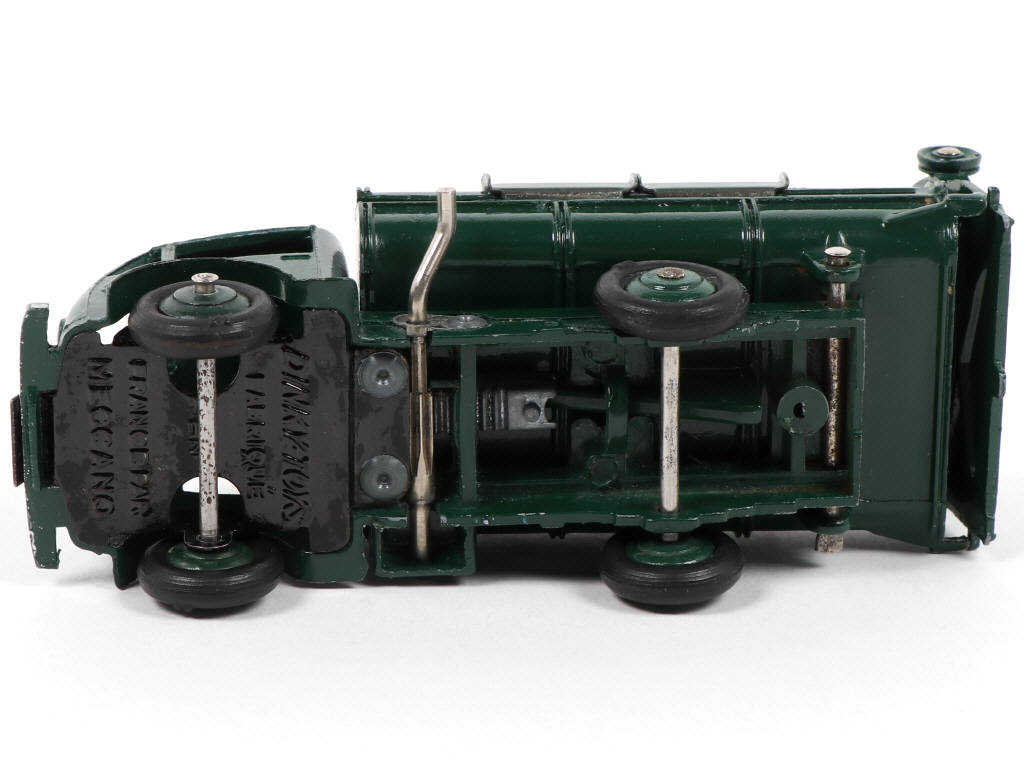 Lot 487 - DINKY TOYS (FRANCE) (1)