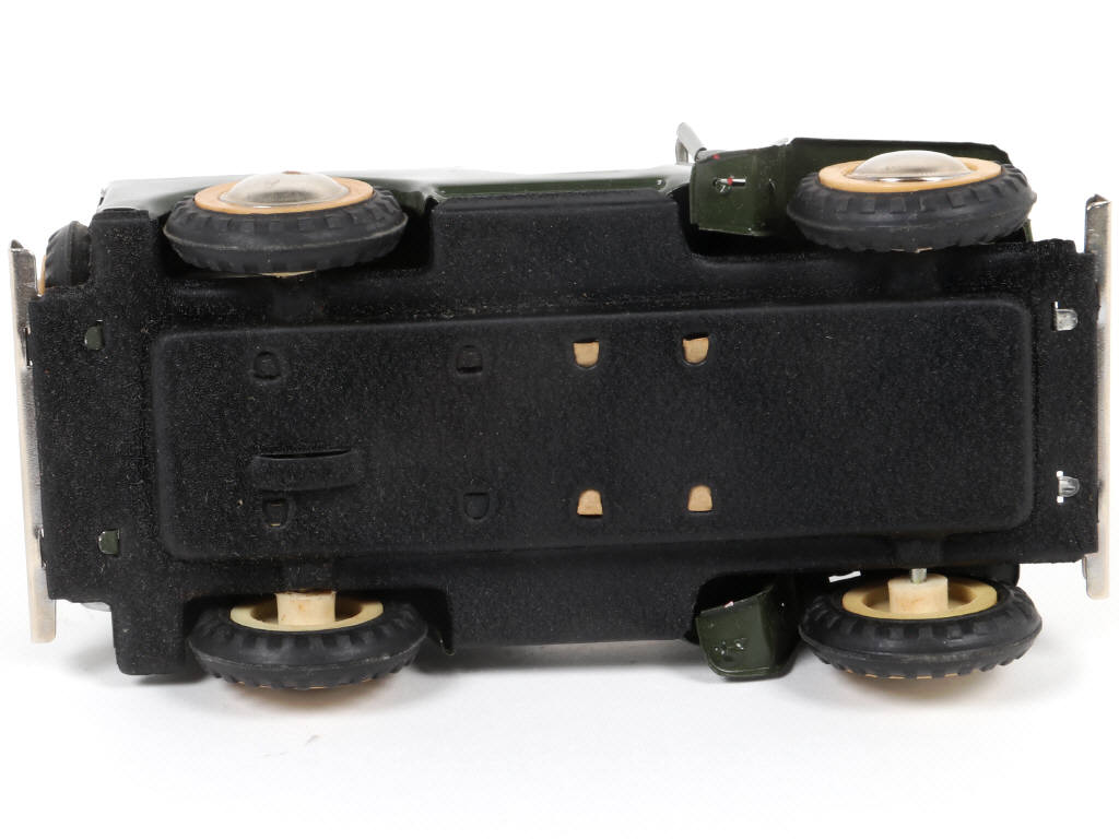 Lot 93 - M.F. (CHINE) (1)