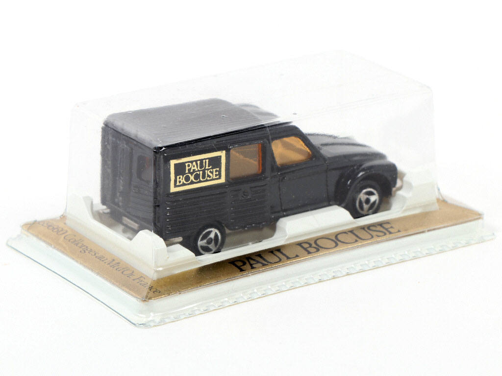 Lot 86 - MAJORETTE (FRANCE) (1)