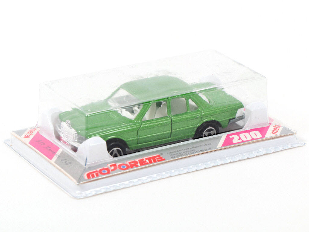 Lot 124 - MAJORETTE (FRANCE) (1)