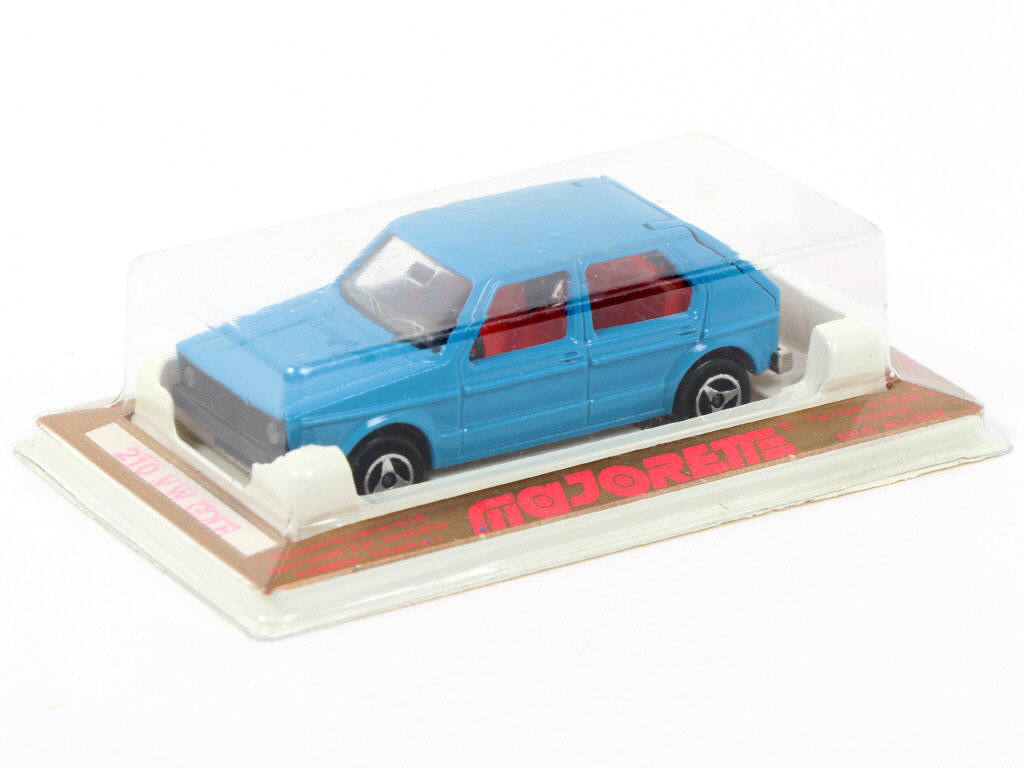 Lot 130 - MAJORETTE (FRANCE) (1)