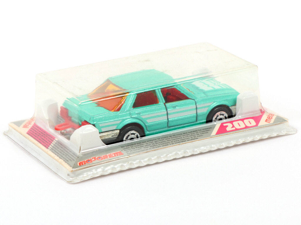 Lot 142 - MAJORETTE (FRANCE) (1)