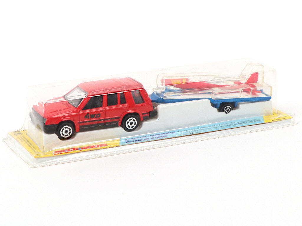 Lot 208 - MAJORETTE (FRANCE) (1)