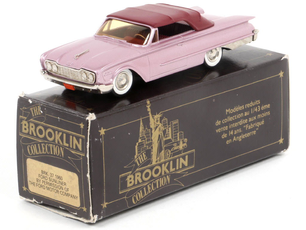 Lot 210 - BROOKLIN MODELS (GB) (1)