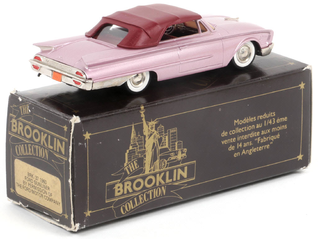 Lot 210 - BROOKLIN MODELS (GB) (1)