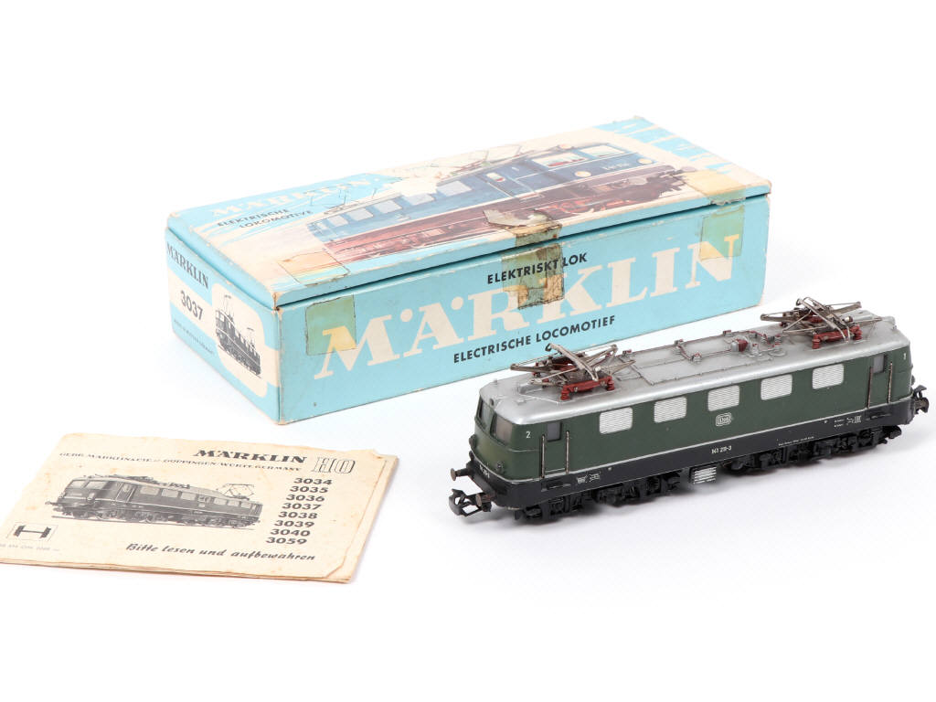 Lot 32 - MÄRKLIN 'HO' (ALLEMAGNE) (1)