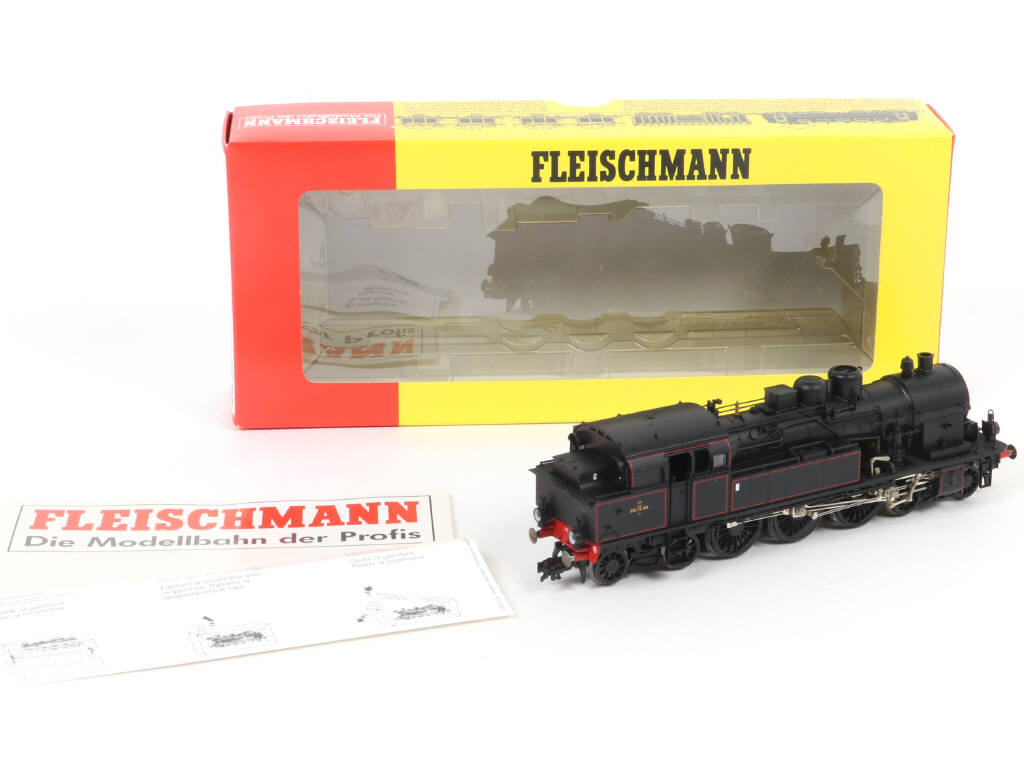 Lot 70 - FLEISCHMANN 'HO' (ALLEMAGNE) (1)