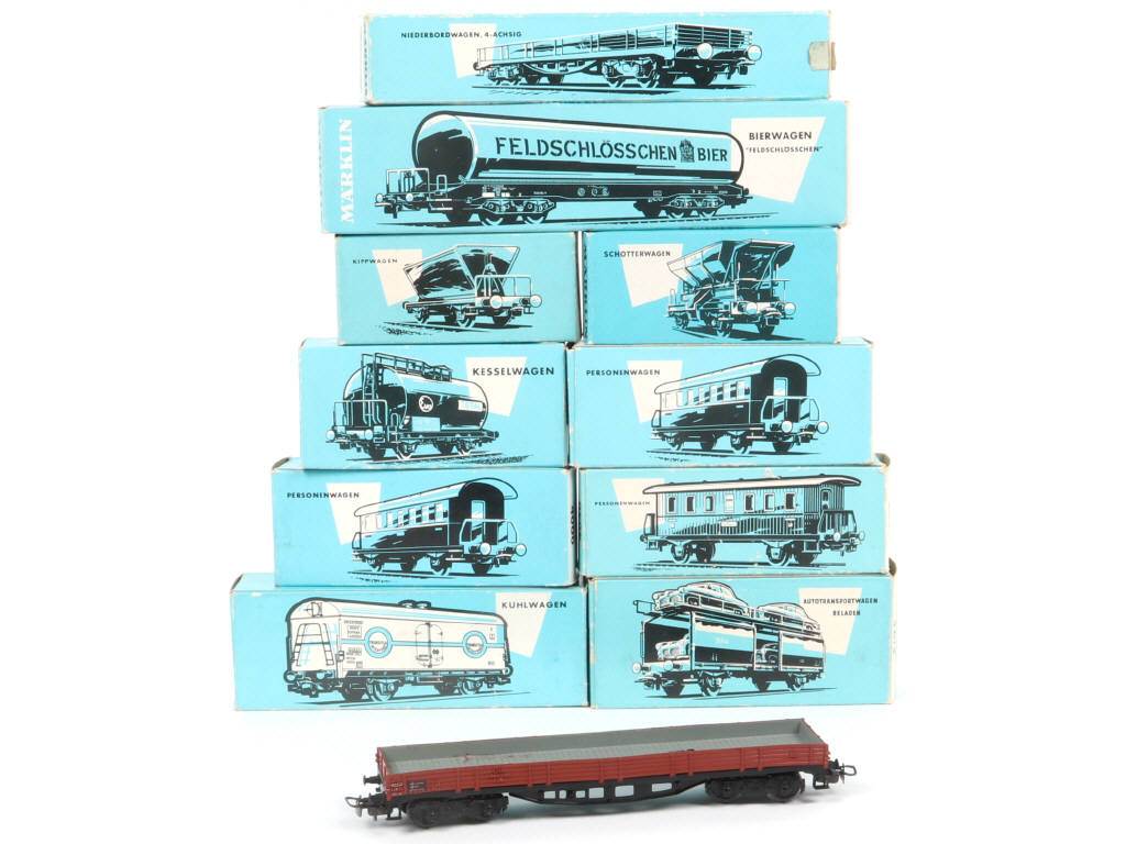 Lot 111 - MÄRKLIN 'HO' (ALLEMAGNE) (10)