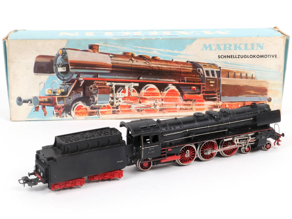 Lot 150 - MÄRKLIN 'HO' (ALLEMAGNE) (1)