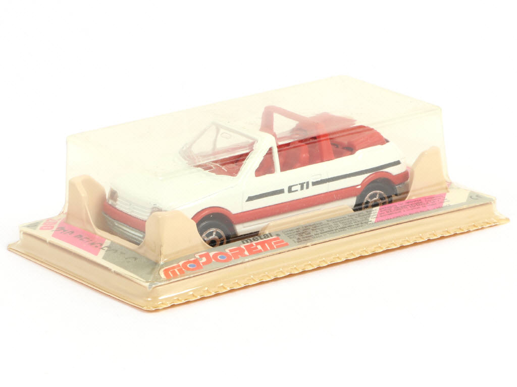 Lot 3 - MAJORETTE (FRANCE) (1)