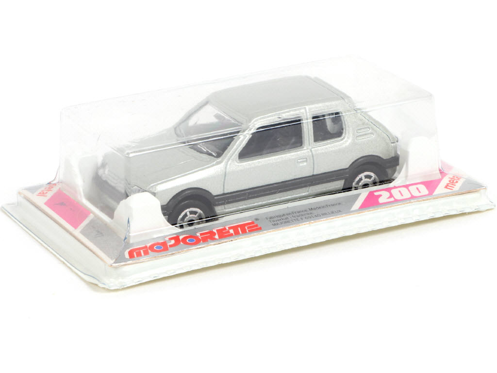 Lot 9 - MAJORETTE (FRANCE) (1)